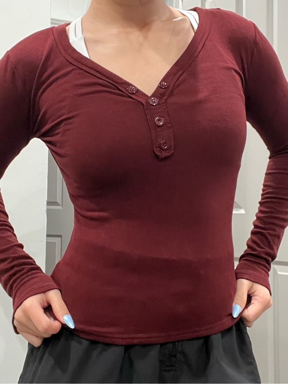 Women's Long-Sleeve V-Neck Henley Top - Burgundy